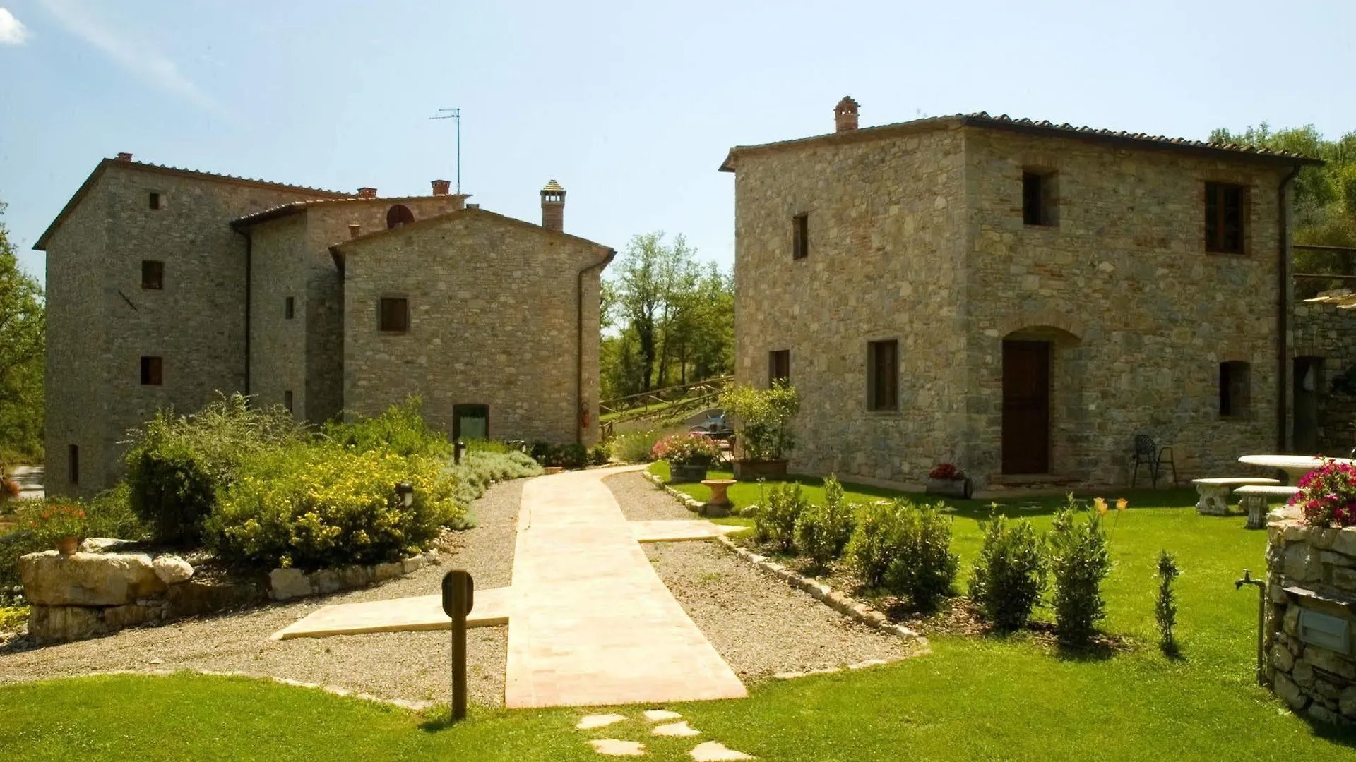 Hotel Le Pozze Di Lecchi Gaiole in Chianti 4*,