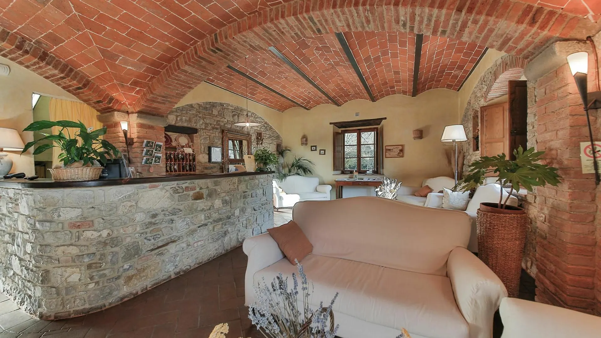 Hotel Le Pozze Di Lecchi Gaiole in Chianti 4*,